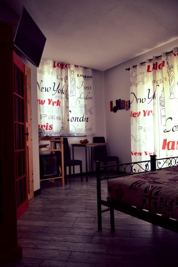Amici Holiday B&B Di Bielak Aneta Izabela Vezzano Ligure Buitenkant foto