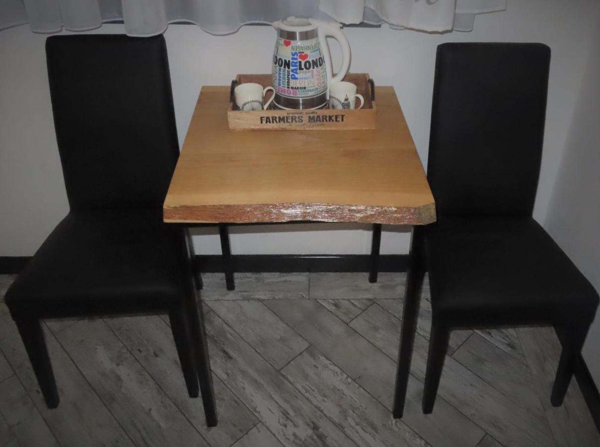 Amici Holiday B&B Di Bielak Aneta Izabela Vezzano Ligure Buitenkant foto